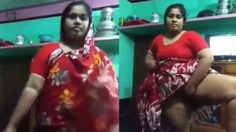 Big ass Bangladeshi wife showing pussy