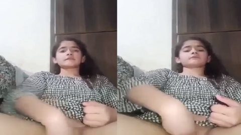 Big ass college girl pussy viral Indian fingering