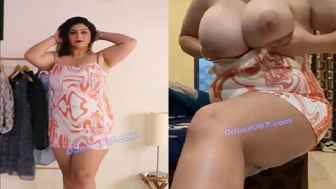 Big boobs hot slut Shweta Pandit nude for fans
