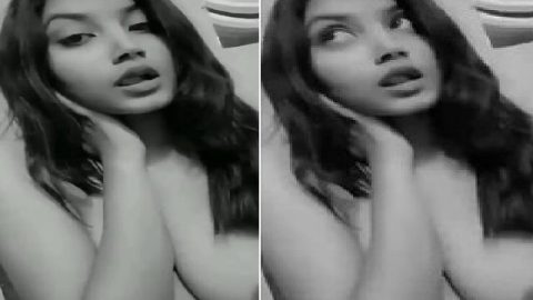 Black & white boobs show of sexy Indian girl