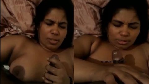 Chubby Srilankan sex girl sucking and licking dick