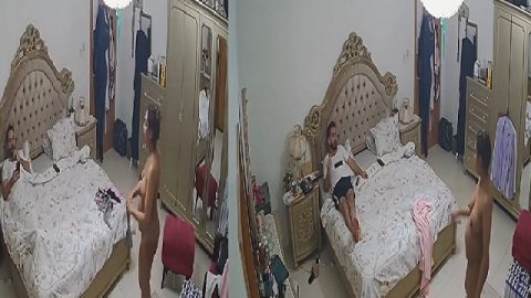Couple in bedroom with wife walking nude in FSI xxx