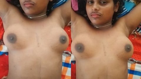 Cute Indian girl boobs video record by lover
