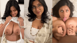 Beautiful Big Boobies Desi Woman First BBC Titfuck in Saree