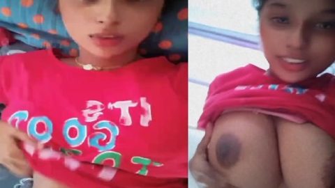 Desi college girl boobs show to lover viral video