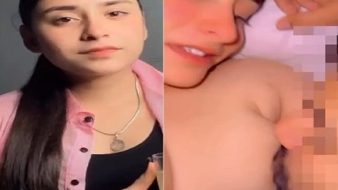 Girlfriend sexy boob sucking in Punjabi sex video