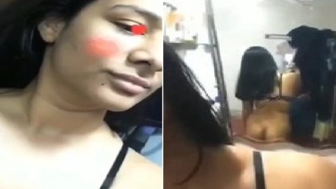 Girlfriend showing naked ass fsi blog video