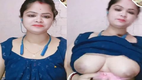 Horny Bengali boudi video call nude show MMS