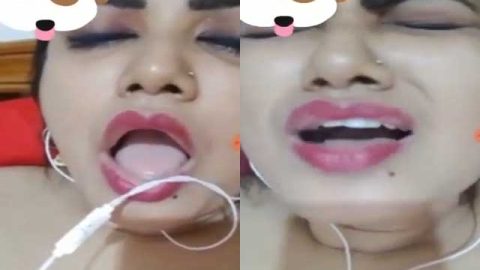 Horny beautiful Bhabhi masturbatinf and moaning