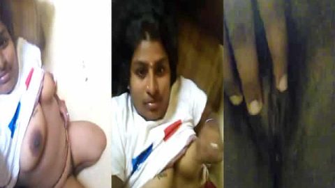 Horny desi mature wife revealing her body parts on cam