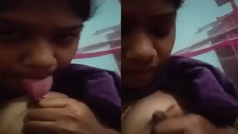 Horny selfie girl boob show and viral licking
