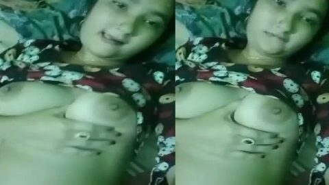 Hot GF boobs show to boyfriend and massaging