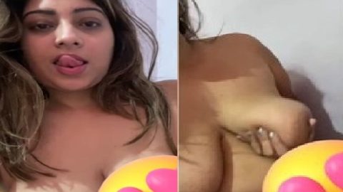 Huge boobs bhabhi Fariha viral video call sex