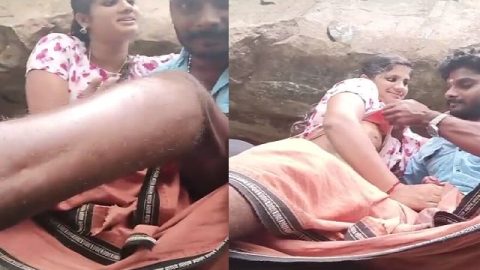 Mallu girl boob suck by lover while she gave handjob