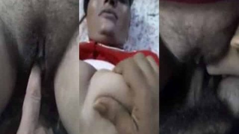 Mature Desi aunty sex with boutique shop owner