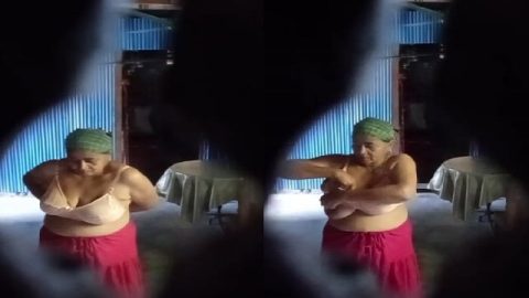 Mature mom wearing bra after viral nude bath MMS