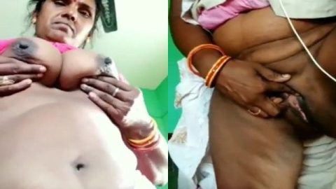 Mature village aunty shows her boobs and pussy on VC