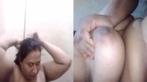 Milk tanker Bhabhi making bude video in bathroom