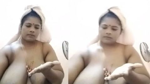 Milky big boobs aunty after bath viral show
