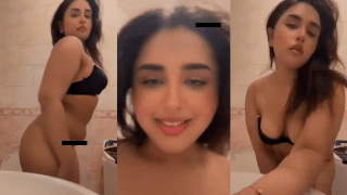Minahil Malik Erotic Strip Slutty Smile Leak
