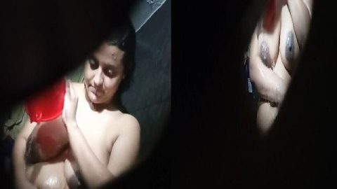 Naked bhabhi bathing caught on Desi hidden cam