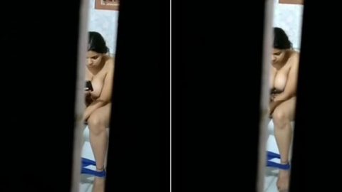 Nude mallu sister in bathroom with phone caught by bro