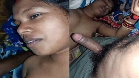 Remote village bhabhi sex before sleep with hubby