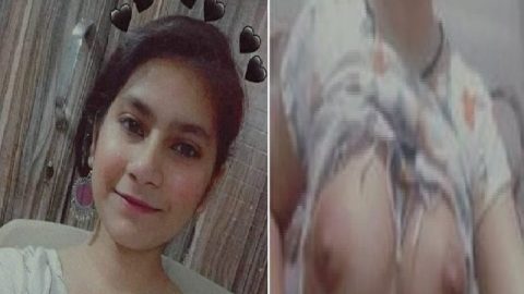 Selfie cute girl boobs show to lover video MMS
