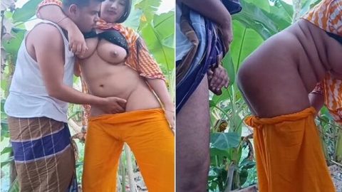 Sex in banana field by horny bhabhi with devar