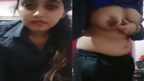 Sexy maal naked show for her boyfriend viral MMS