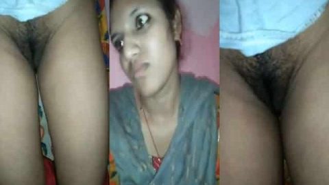 Shy Desi girl pussy show in the bathroom