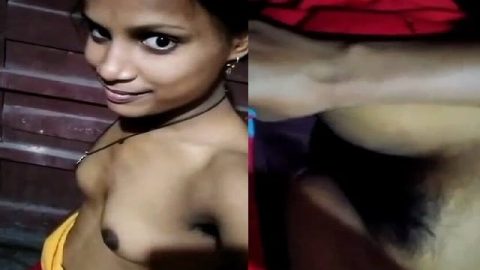 Small boobs village girlfriend viral selfie sex chat