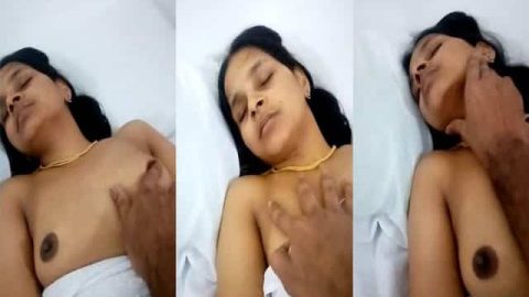 Super sexy Tamil wife boob show video