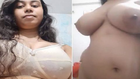 Tanker girlfriend nude selfie for horny boyfriend
