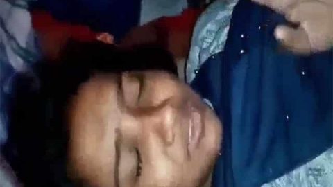 Teen Bengali virgin girl sex with her boyfriend
