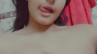 Sexy Petite Hot Bath Boob Lick Finger Pleasure Show