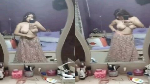 Topless mirror video of big boobs girlfriend