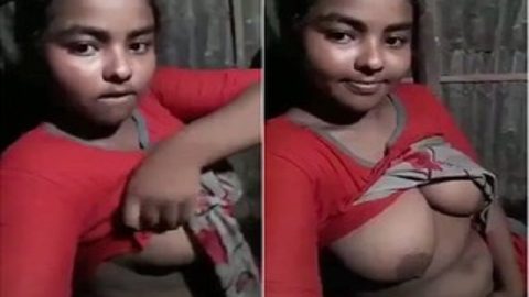 Tribal Bengali sex girl selfie showing boobs
