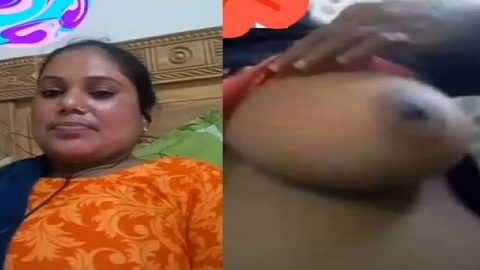 Unsatisfied wife naked boobs show to lover on call