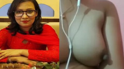 Young bhabhi removing bra and viral boobs show