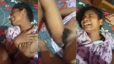Desi Bhabhi MMS Shows Her Pussy Getting Fucked Hard Video MMS