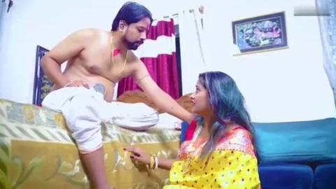 Tharki dhongi baba ne bhabhiji ko choda (Hindi blue film)