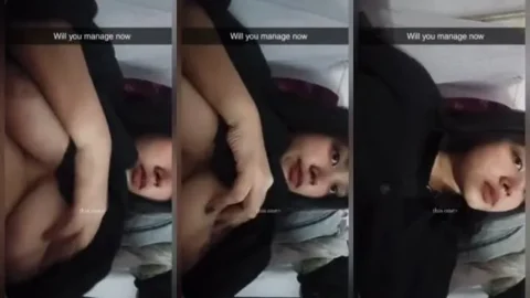 Desi Girl Showing Off Boobs in Balcony Gets Seen by Neig...