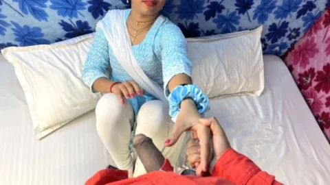 Sauteli behan ko chudai sikhaya Shadi se pehle Stepsister