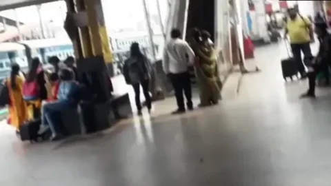 Indian Railway Station In - Public Place Porn Video Free