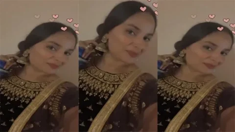 Horny Indian Wife Showing Asshole Fingering Video HD
