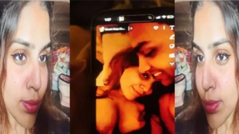 Horny Indian Gf Showing Asshole Fingering