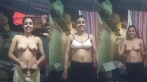 Desi Girlfriend Nude Video Shows Off Her Huge Boobs and Jiggly Ass Video MMS