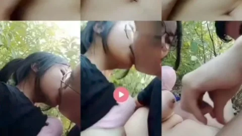 Asian girl outdoor sex viral video