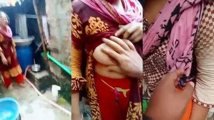 Desi Village Bhabi Show Big Boobs For Money